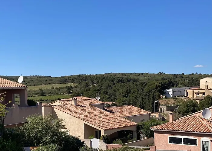 Stylish Close To In With Pool Narbonne