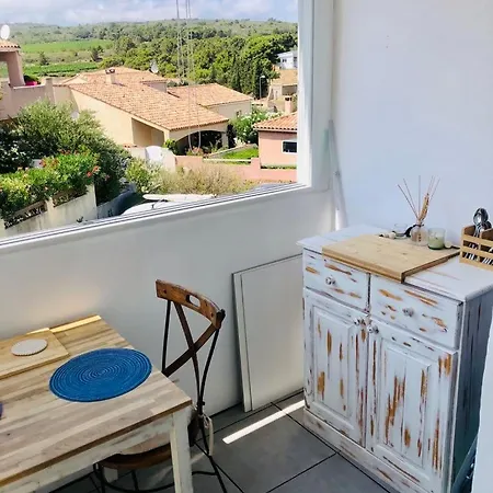 Apartment Stylish Close To In With Pool